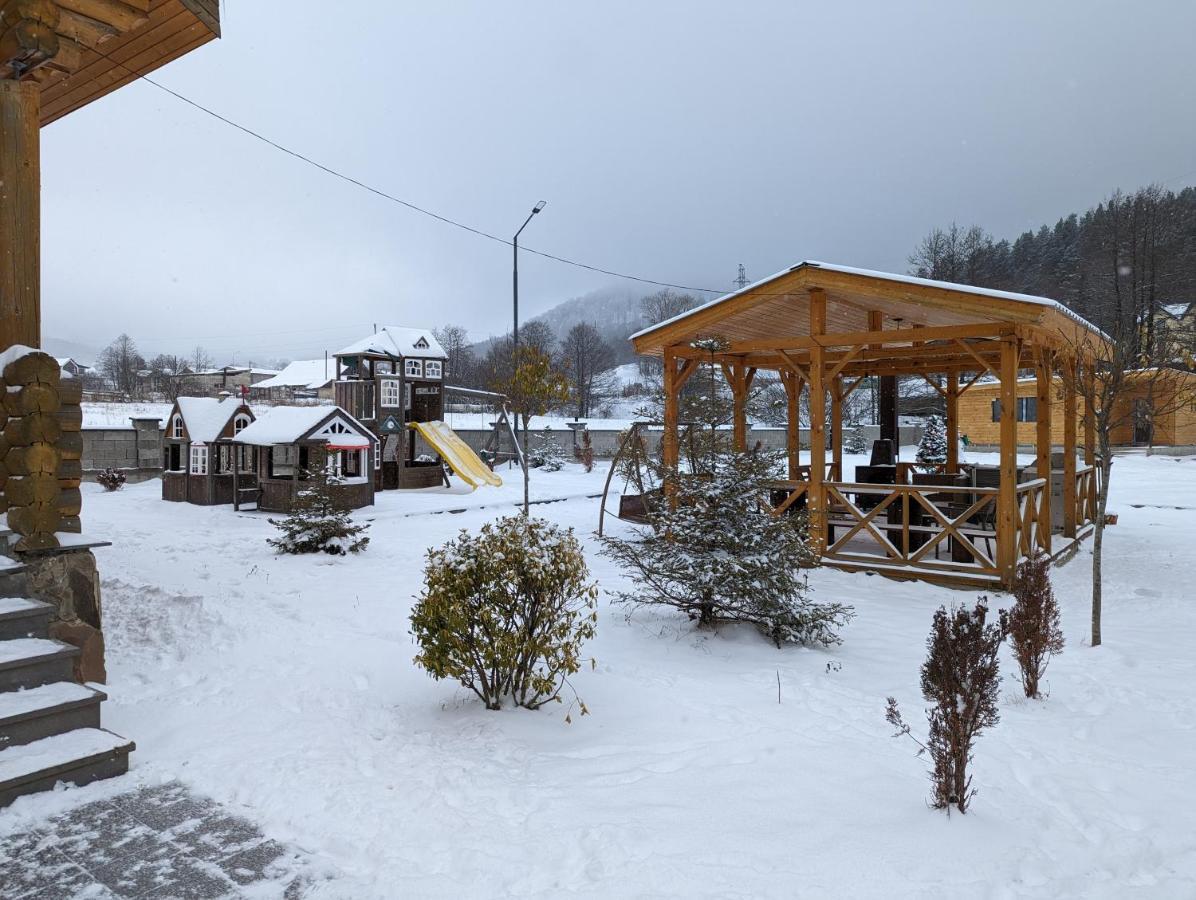 Log House Villa Bakuriani Bagian luar foto